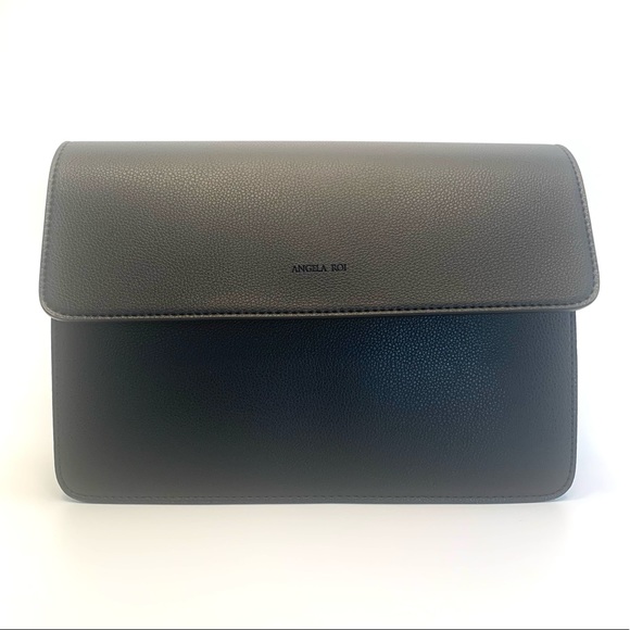 Angela Roi Handbags - Angela Roi Hamilton Crossbody in Black